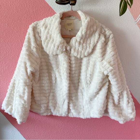 Francesca's Harper Heritage Faux Fur Jacket Medium - Picture 1 of 8